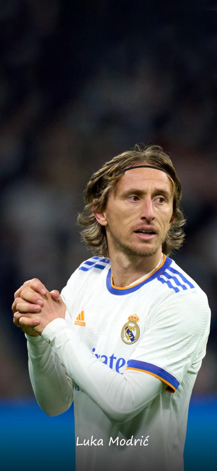 东契奇三双＆里夫斯状态不佳，湖人4分战胜76人