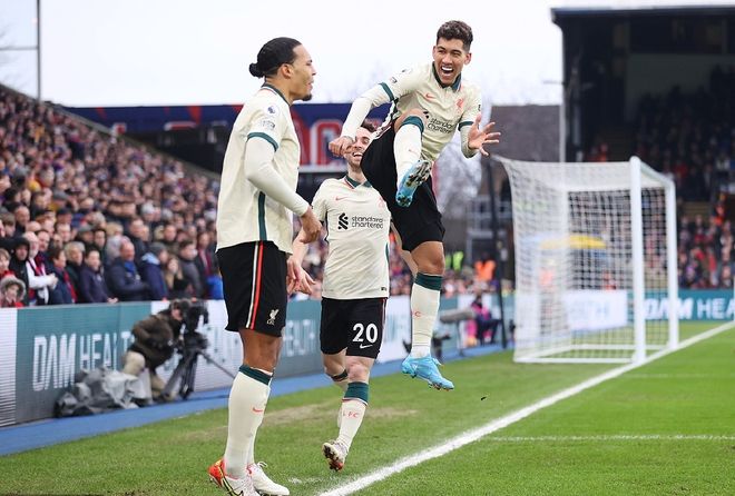 地上足球：梅西带队迈阿密夺冠，球王伟大无需多盐？